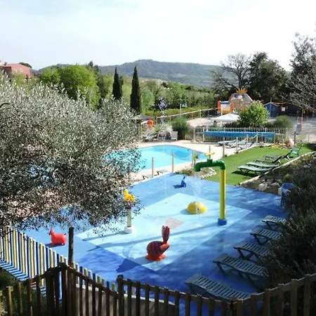Parque de Campismo Mobil Confortable Avec Accès Handicapé à - Api-1-52-437