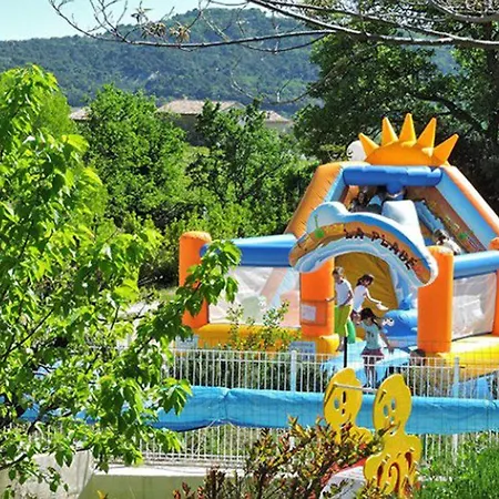 Parque de Campismo Mobil Confortable Avec Accès Handicapé à - Api-1-52-437